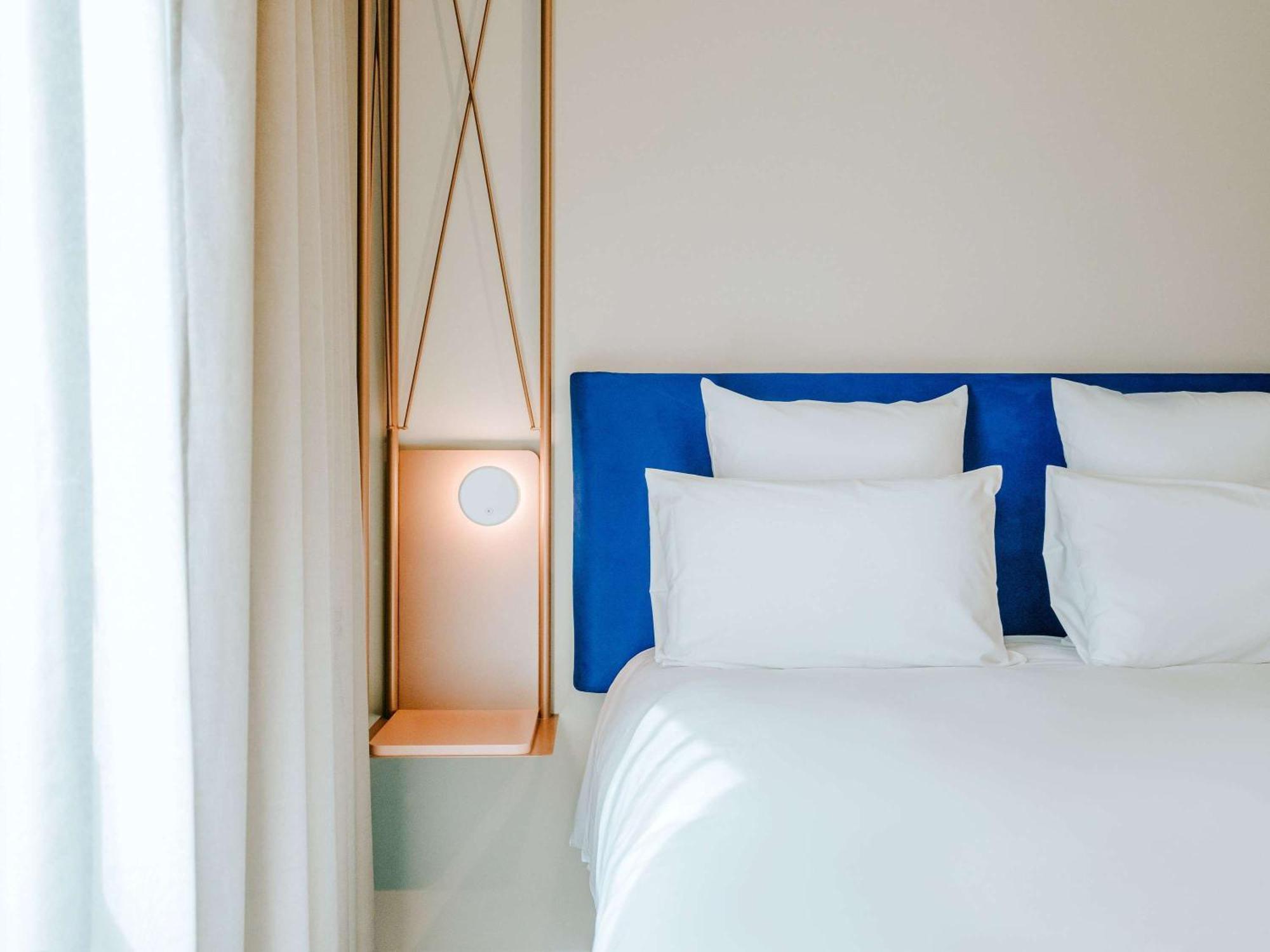 Mercure Brest Centre Port Esterno foto
